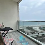 Apartment Aparbetto Sea View Mamaia Nord